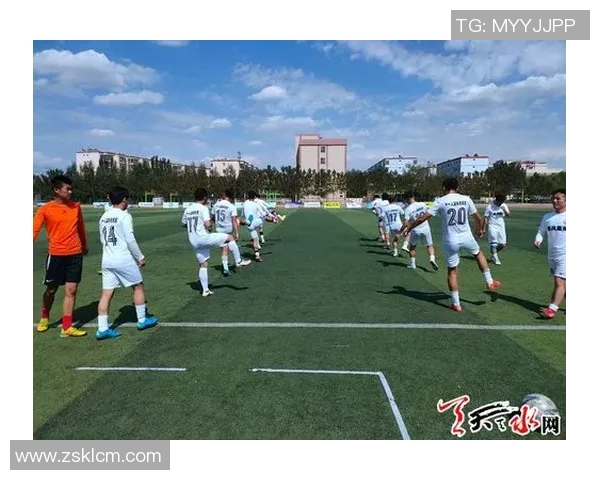 甘肃足球事业再添动力足球明星慷慨捐赠助力青少年发展